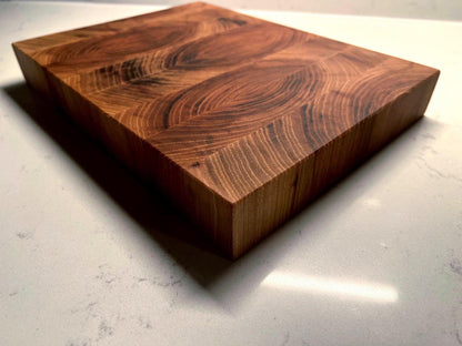 Small Pecan Cutting Board